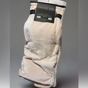 Rachel Zoe Luxe Minksoft 50” x 70” Blush Pink Throw Blanket New